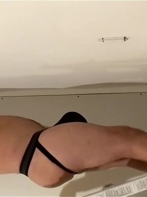 Almost 15min of Staring at My Bum and Bulge as I Do Some Plumbing in a Jock Strap