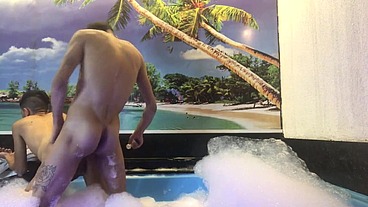 Guilherme Silva dotado e grosso né fudeu gostoso na piscina do motel e depois ainda comi muito ele