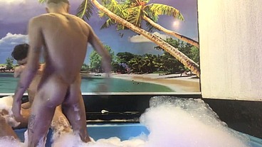 Guilherme Silva dotado e grosso né fudeu gostoso na piscina do motel e depois ainda comi muito ele