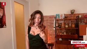 Petite Mexican cutie Frida Sante spoils a random guy! (GERMAN)