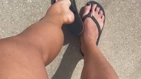 POV Sunny Day Flip Flops Flex