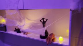 entre no clima do dia de halloween e vem ser a bruxinha e sentar na nossas vassouras ( halloween part ii )