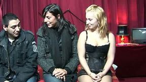 Bootylicious trollop pleases her client from Iran with a blowjob