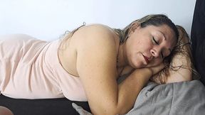 Blonde mom pleases her stepson with deep throat