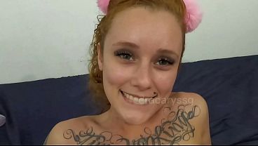 Fodendo a novinha na suruba