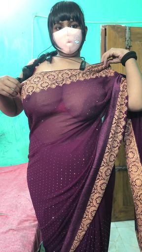 Hot Desi Look in Saree Come Feel the Charm