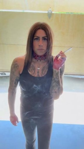 Casual smoking in a collar