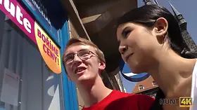 Hunt4k. slender dark haired and her skinny boyfriend need currency for vaca