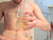 Litri di piscio nel barattolo per sapone!