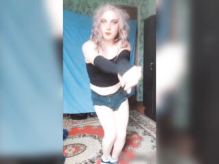 Twerking Large White Booty Crossdresser Sissy Amateur Homosexual