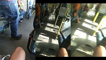 Botando o pau pra fora dentro do ônibus com desconhecidos do lado