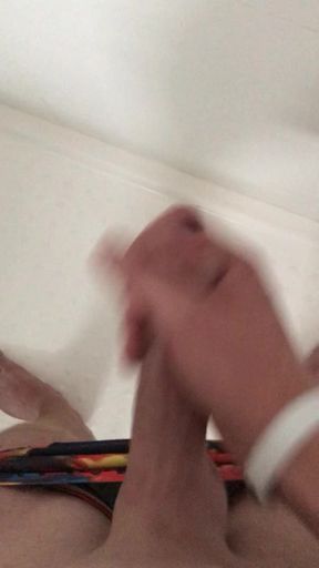 Big white dude shower cumshot