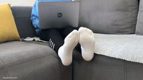 FEET IGNORE IN WHITE SOCKS FOR FOOT LOSER - MP4 HD