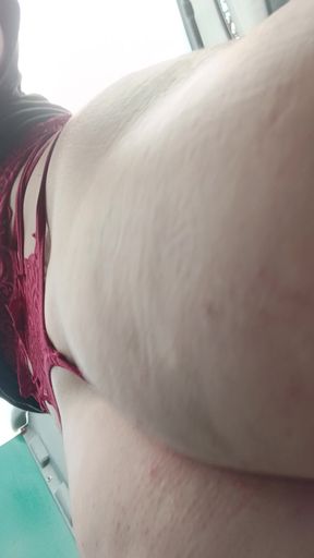 Bigass bubble butt sissy slut