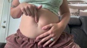 AYLAS OUTIE BELLY BUTTON IS SO CUTE 1080p MP4