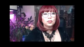 Sweet Chubby MILF moans loud in private chat