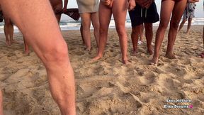 me godant mon petit trou devant des voyeurs sur la plage hot video dans ...