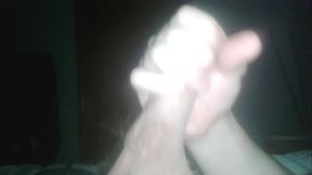 Joven Masturbandose duro