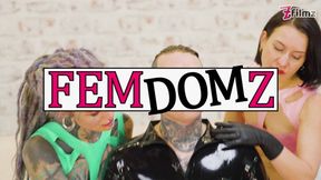 Colorful Latex Fisting with Anuskatzz and Maz Morbid