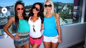 Gorgeous pussy-licking session with a hot girlfriend Sammie Rhodes