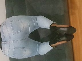 Turkish girl in jeans is pretty seductive