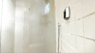 Bubble butt buatan sendiri tindakan: dudes amatur fucked keras dalam yang pancuran