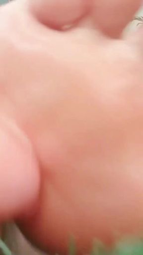I wanna foot fetish and jerk off instruction in the same time! Arya Grander   Clip 1