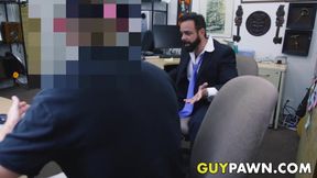 Desperate Latino pawnee fucks broker for extra cash