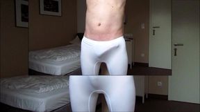 Growing Bulge and Cum in Running Tights