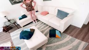 Mom's panty playtime turns nasty: crushed by her sloppy seconds