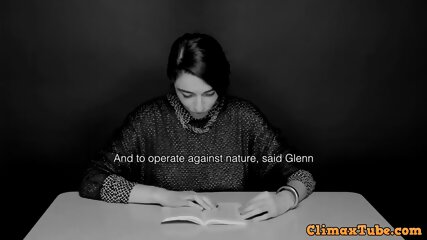 Woman Has Orgasm While Reading Book- Fette