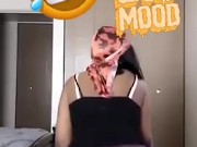 Wanna see me naked ??!?