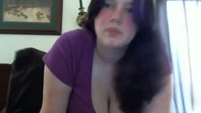 Chubby huge bottomed dark haired webcam lady teased her cunt for me