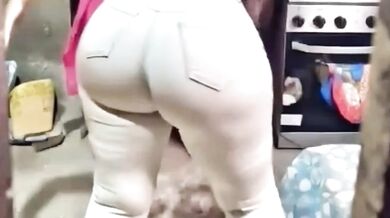 Big ass white jeans ignites steamy latina solo