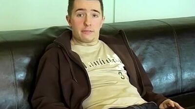 Amateur dude is playing with his pecker in front of the camera