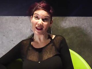 Caro, very dilated mother i'd like to fuck, goes on double penetrations