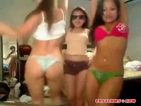 Hot Asian Amateur on Webcam