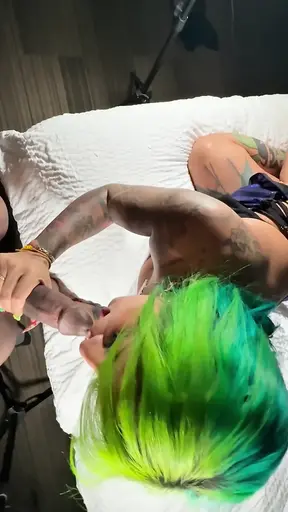 Seveir Stone Fucks Me in Chicago