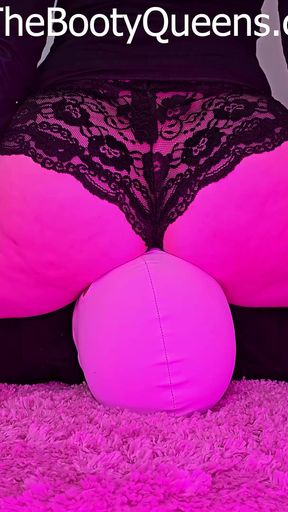 Queen C Merciless Face Riding