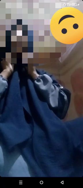 Video call with ukhti Malayu open