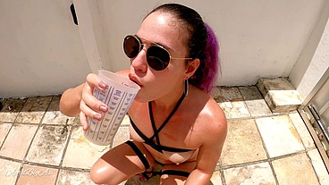 Drinking yellow pee in the garden and receiving cum on my face!!