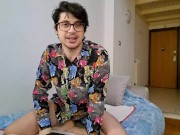 cazzo italiano masturba con i piedi il giocattolo erotico trovato in casa