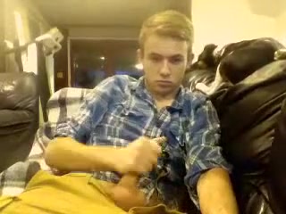 Very Beauty Smooth Blonde Wank In The Sofa