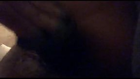 Mon gode noir entre et sort dans de grands mouvements, il va bien profond. ...