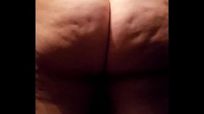 Big booty wife exposed