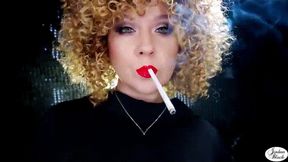 Passionate VS120 smoking with leather gloves [wmv]
