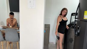 I threw my panty on the floor and my stepbrother smelled it next to me without me suspecting, after finding out he grabbed me and destroyed my pussy.