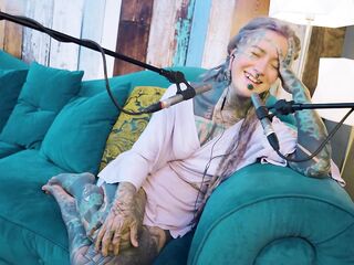 Anuskatzz tattoo model ASMR C - creativity - Podcast talk