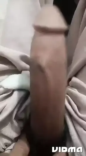 Beautiful way and position to suck cock