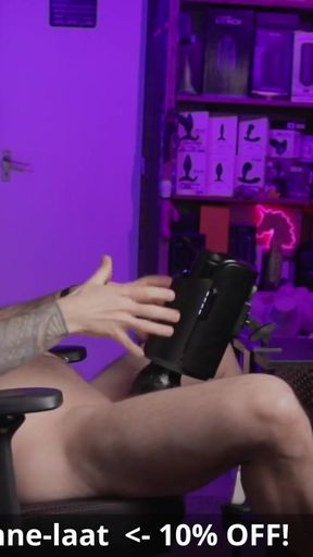 Stunning moment from &quot;Testing the new Daphne Laat FeelStars stroker with my custom stroker case mod&quot;